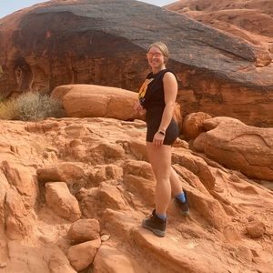 Meet your Posher, Olivia